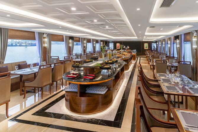 HALONG BAY LUXURY IRIS CRUISE DAY TRIP-BEST SELLER: Kayak, Music - Ti Top Island adds swimming and a viewpoint