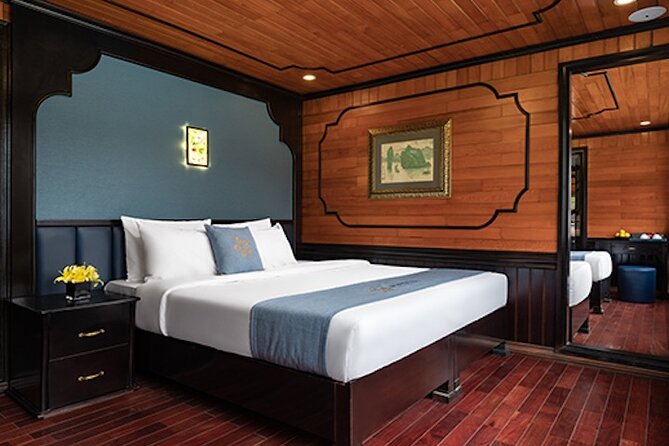 HaLong - LanHa Bay 2 Nights with La Pandora Boutique Cruises - Leaving Hanoi and reaching the harbor