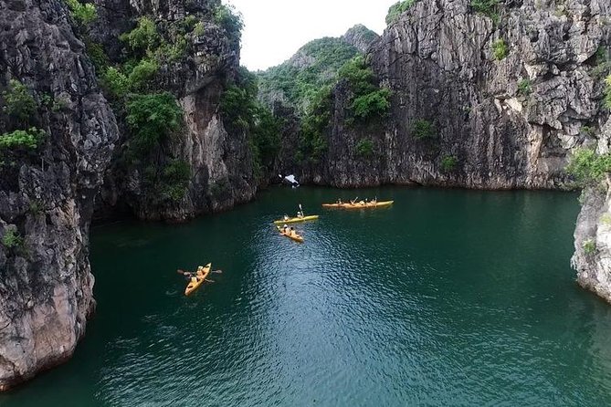 Halong Luxury Cruise Full Day Tour from Hanoi: All Inclusive - Sung Sot Cave, Halong Bay’s big indoor spectacle