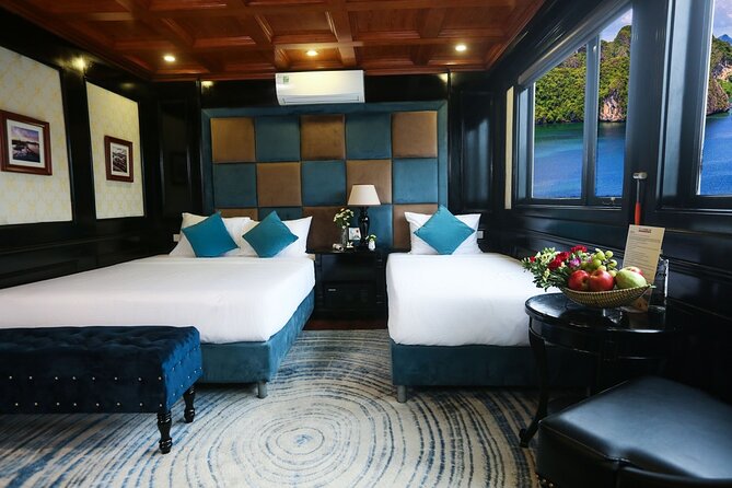 Halong Milalux 5 Star Cruise 2d1n,All inclusive,transfer - Evening on deck, then dinner and squid fishing