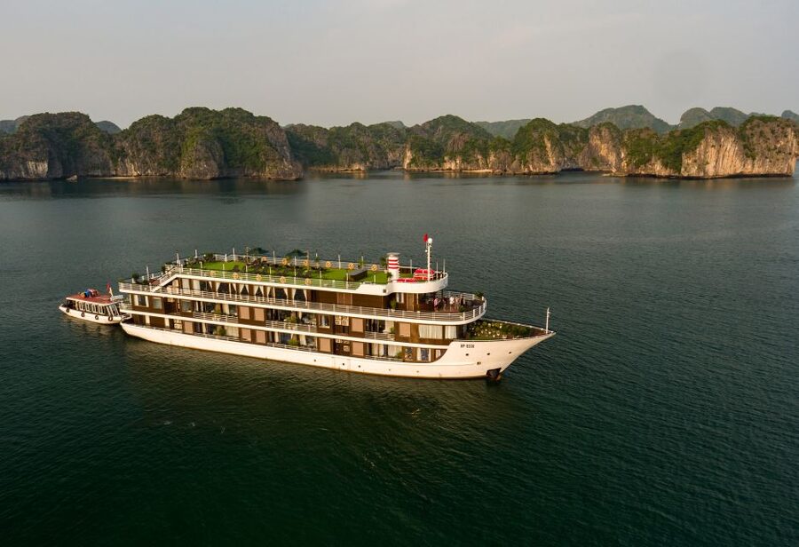 Hanoi: 2-Day Lan Ha, Ha Long Bay 5-star Cruise, Meals, Cabin - Lunch, cabins, and the first view of the bay
