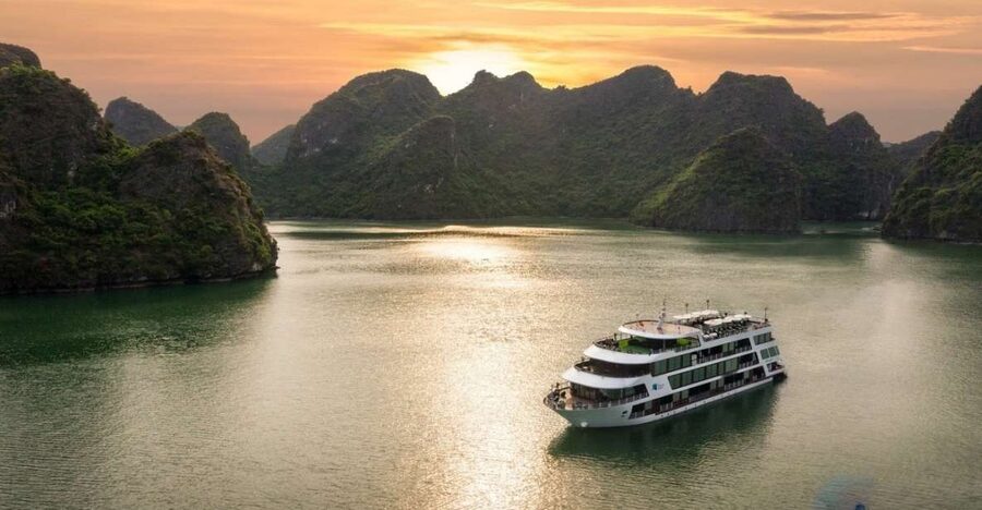 Hanoi: 3-Day Ha Long/Lan Ha Bay Cruise with Private Balcony - Getting from Hanoi to the ship