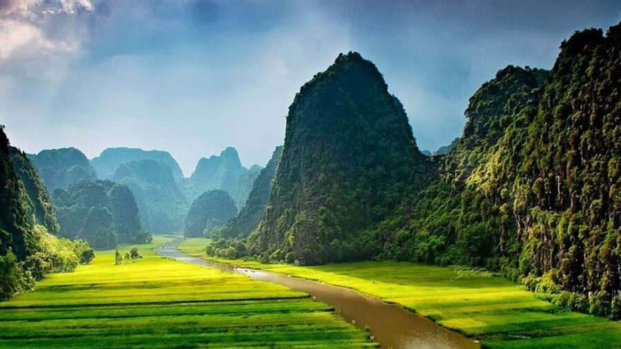 Hanoi: 3-Day Ninh Binh Highlights - Lan Ha Bay 5-Star Cruise - Day 2: From Hanoi to a 5-star Lan Ha Bay cabin