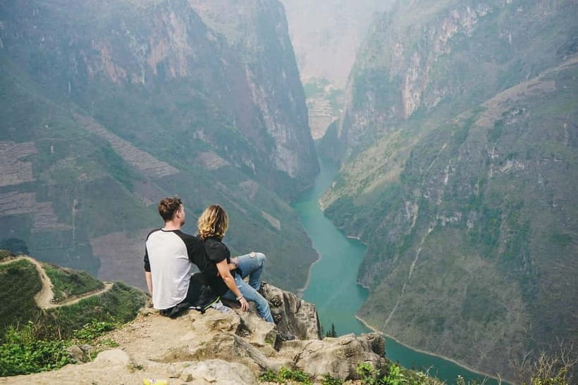 Hanoi: 4-Day Ha Giang Loop Jasmine Tour - Leaving Hanoi on the 7:30 p.m. bus