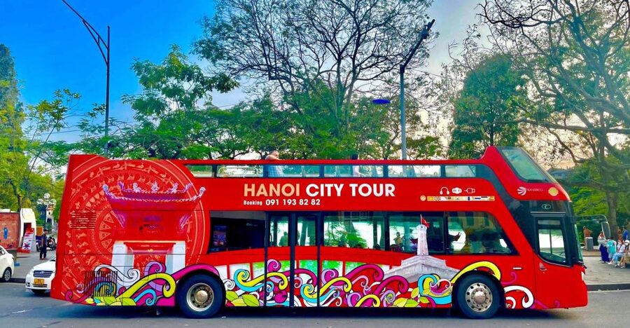 Hanoi: 4 Hour Hop on Hop off Bus Tour - Saint Joseph Cathedral and Hanoi Post Office