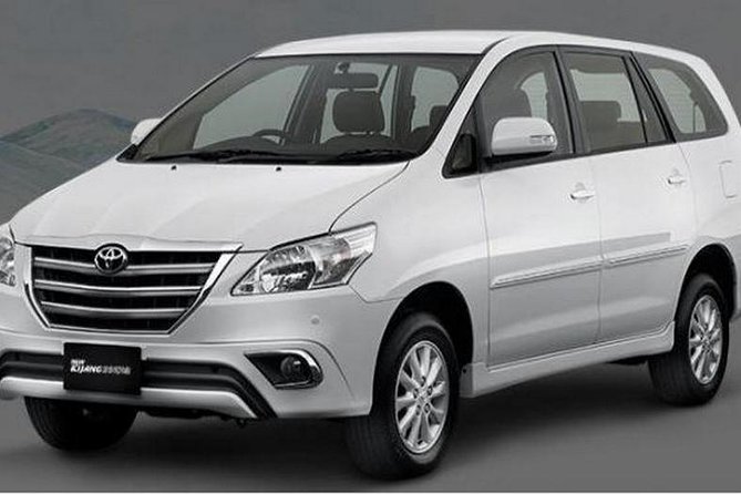 Hanoi Airport Private Arrival Transfer - Finding the Right Person at the Arrival Hall