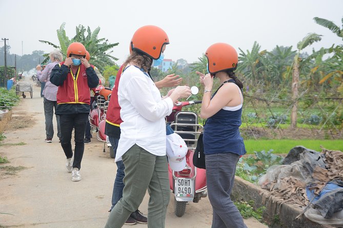 Hanoi Back Street Vespa Tours: Full Day Vespa Tours - Local lunch around Truc Bach Lake