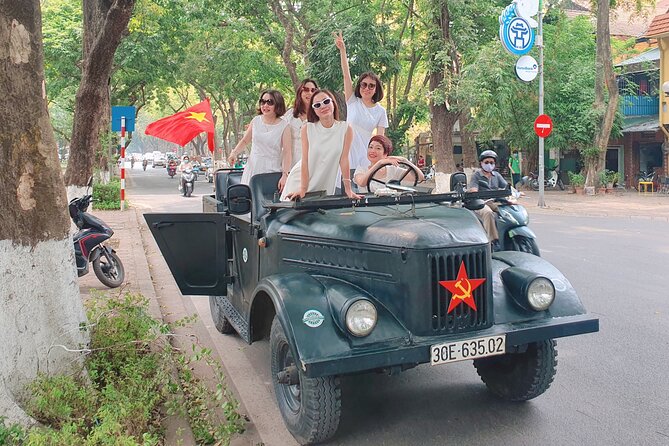 Hanoi Backstreet Jeep Tour : Hanoi HIGHTLIGHTS and HIDDEN GEMS - Phố Hồ Văn Chương and the narrow streets