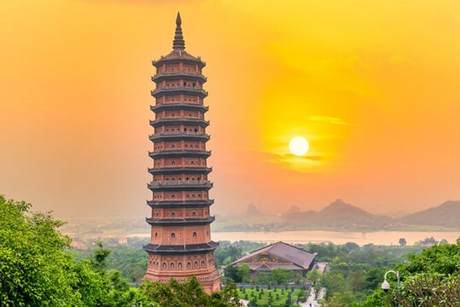Hanoi - Ban Gioc Waterfall 2 days 1 night - BEST SELLING - Truc Lam Ban Gioc Pagoda in 30 minutes