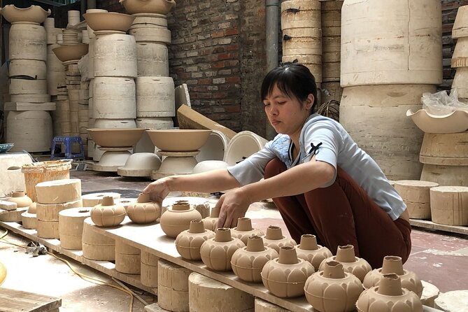 Hanoi: Bat Trang Pottery class & Train Street Private Tour - Timing, comfort, and practical limits
