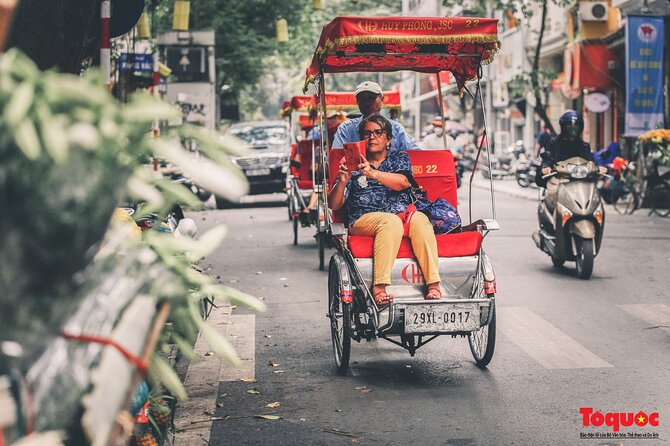 Hanoi: Bat Trang Pottery class & Train Street Private Tour - Starting at Phe La Coffee on Hoan Kiem Lake