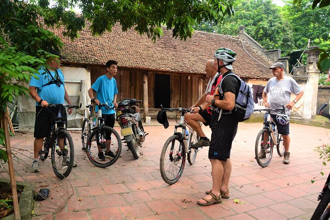 Hanoi Bicycle Tours: Half Day Bicycle Tours Hanoi Countryside - Markets, fruit, lotus water, and a local drink