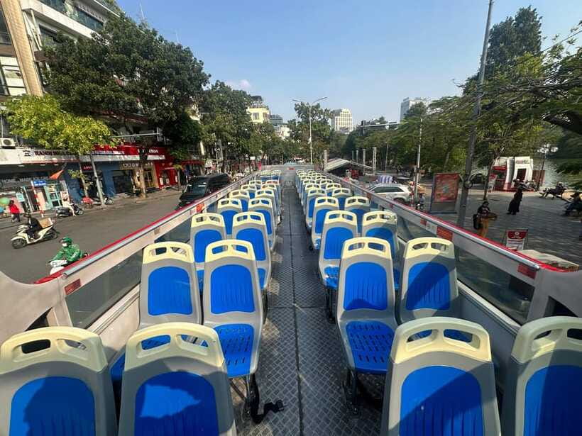 Hanoi: Centuries of Highlights in 1 Hour by Open-Top Bus - The audio guide is helpful when it works