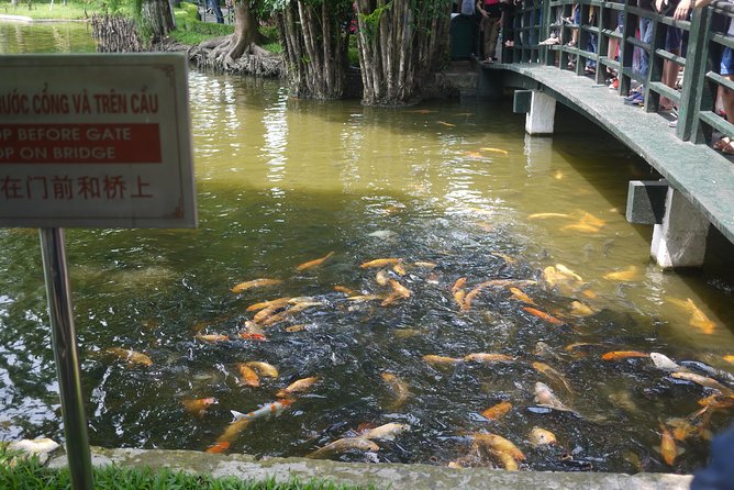 Hanoi city full-Day tour with Vietnamese Lunch - Vietnamese Lunch at a Local Restaurant