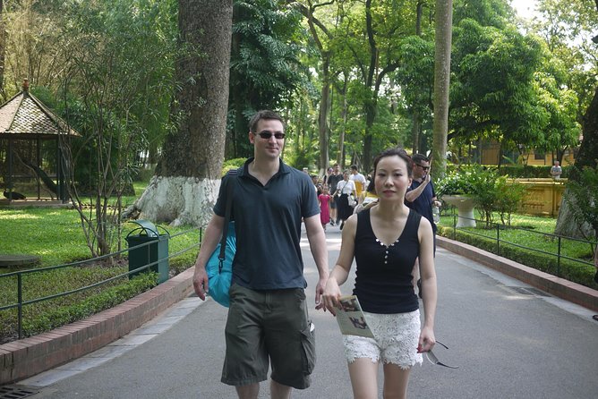 Hanoi city full-Day tour with Vietnamese Lunch - Hoa Lo Prison and the Difficult Colonial Past