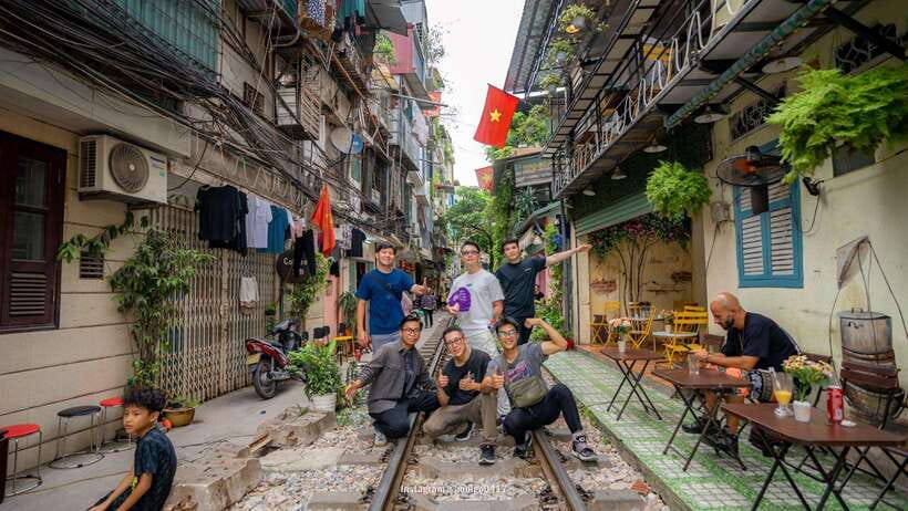 Hanoi: City Highlights Tour with Train Street & Hidden Gems - The guide is a major part of the value