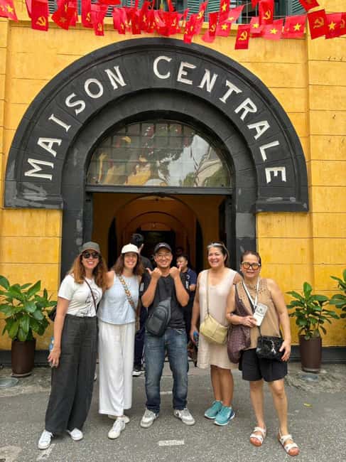 Hanoi City Highlights Walking Tour – Landmarks & History - The Women’s Museum adds everyday history