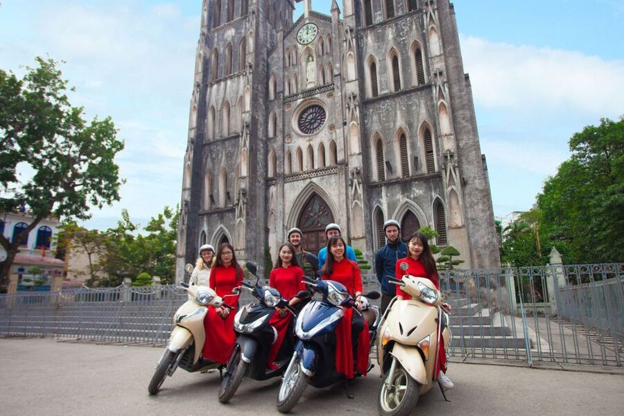 Hanoi: City Sightseeing Motorbike Tour - Timing, route changes, and the four-hour limit