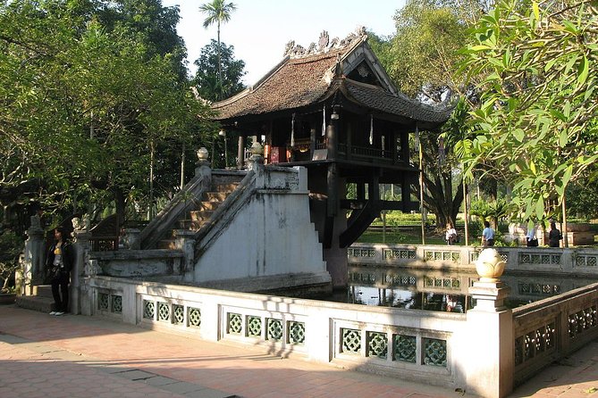 Hanoi City Tour: Private Half-Day to Hidden Corners &Train Street - Train Street with coffee and a moving train