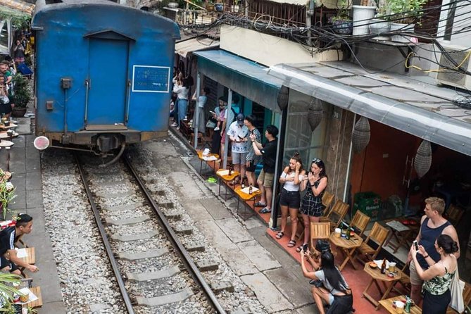 Hanoi City Tour: Private Half-Day to Hidden Corners &Train Street - Dong Xuan Market and the choice to keep exploring