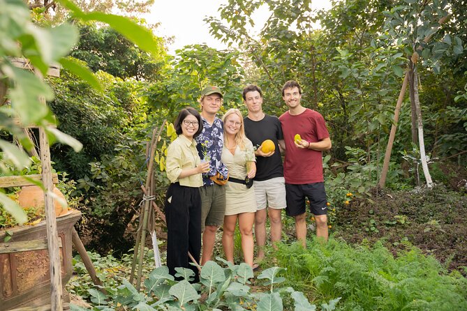 Hanoi Cooking Class in a Haven of Tranquility - Thom culinary - From Hanoi’s traffic to a quiet garden