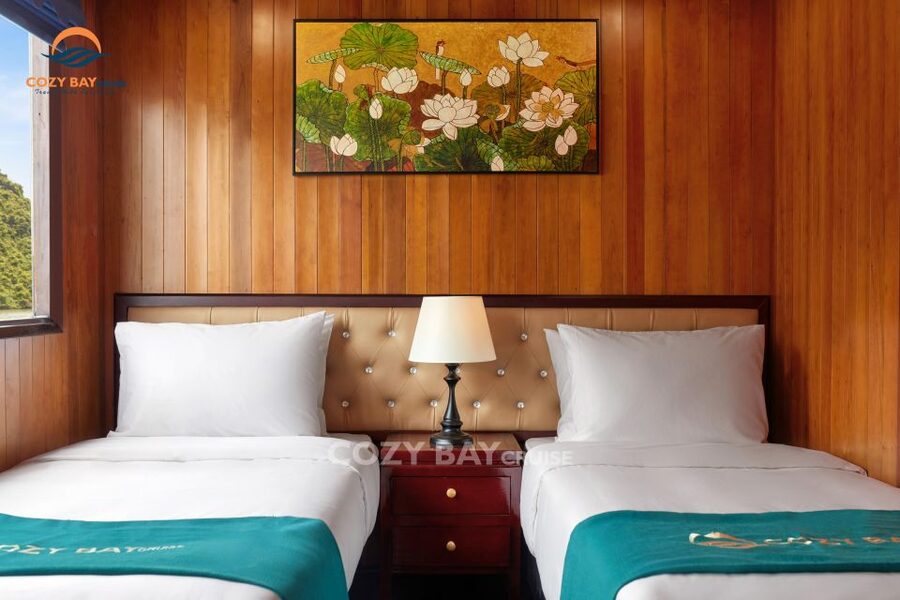 Hanoi: Cozy Halong Bay Overnight Cruise with Meals - Ti Top Island: 225 steps for the big view
