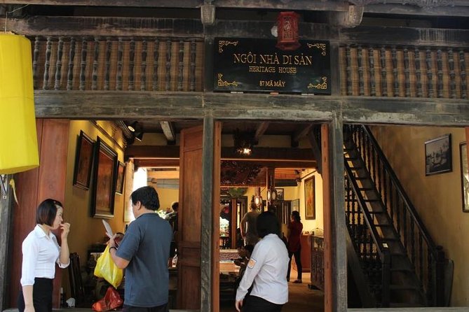 HANOI CULTURAL DISCOVERY TOUR ( "5 in 1" 4 hours - Special Package!) - Kim Ngan Temple and the meaning behind the route