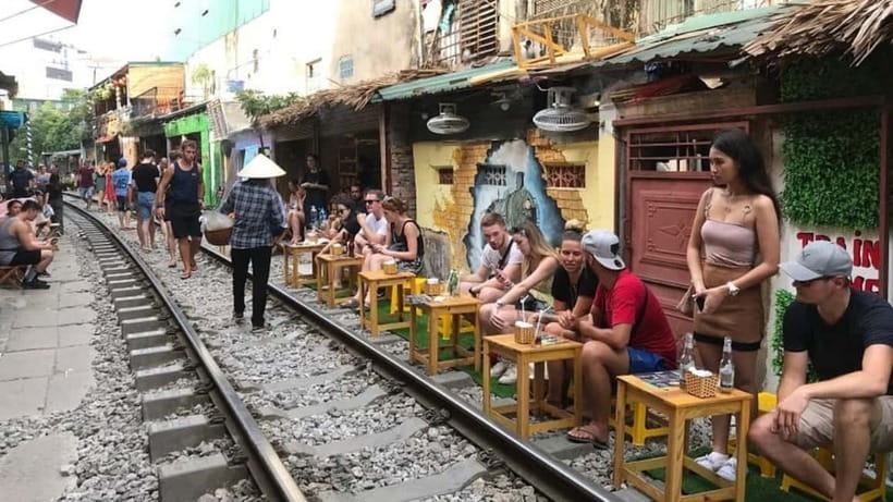 Hanoi: Eat Like a Local Small Group Street Food Tour - A genuinely small group, with one detail to check