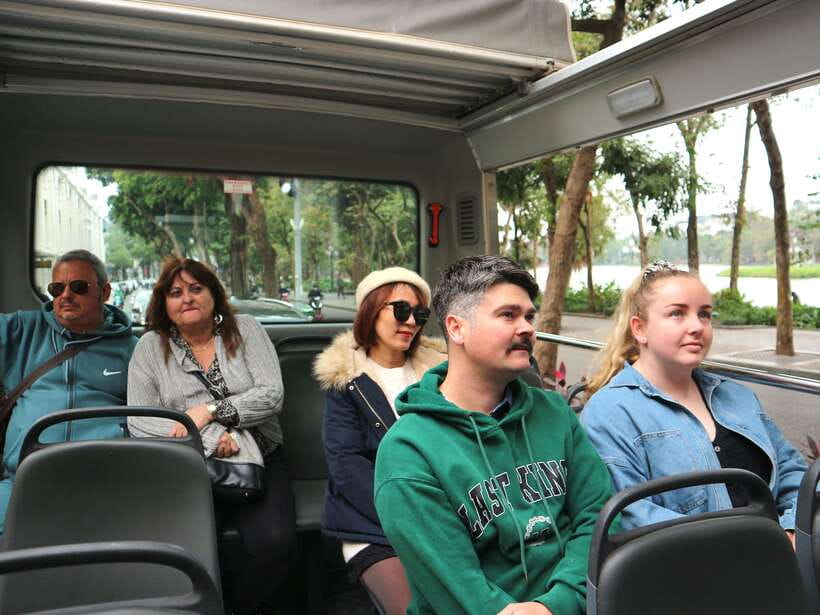 Hanoi Exclusive Craft Beer Bus: Cultural Sightseeing Tour - Ho Chi Minh’s Mausoleum and a major national site
