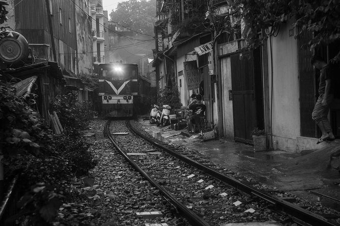 Hanoi Explorer Photo Tour - Working the Old Quarter with a camera