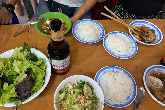 Hanoi Food Tours in Hanoi Old Quarter (Small Group/Private) - Group size and the private option