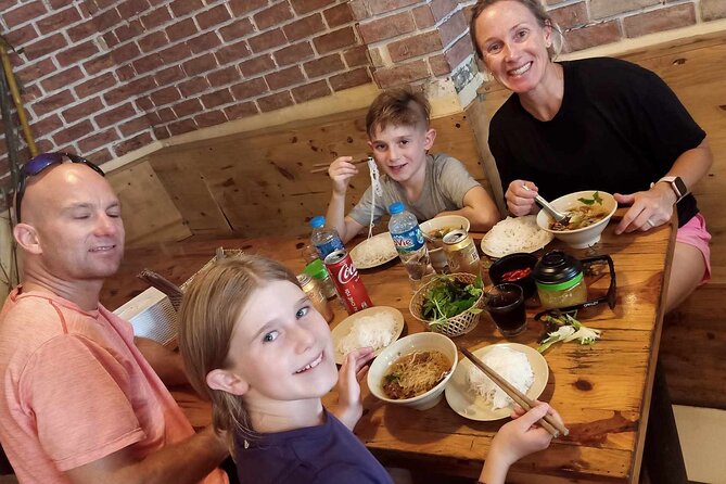 Hanoi Food Tours - Six to eight stops through the Old Quarter