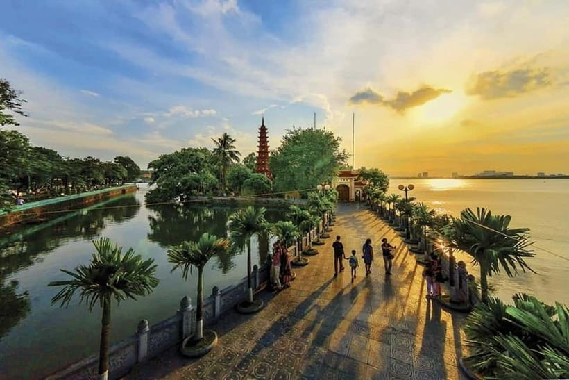 Hanoi: Full-day or Half-day Hanoi City Tour - Hoan Kiem Lake, Ngoc Son Temple, and the Old Quarter