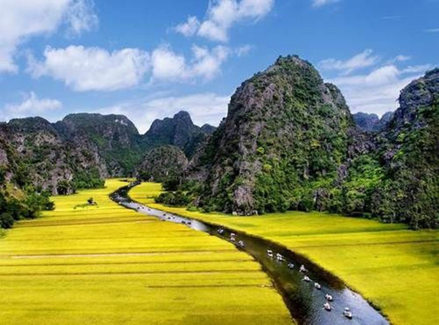 Hanoi: Full-Day Private Tam Coc Tour with Boat Ride & Lunch - Vietnamese lunch at midday