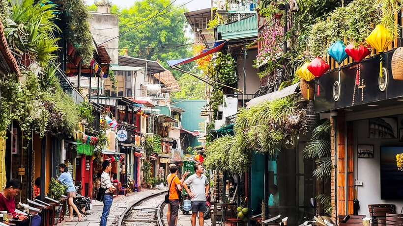 Hanoi: Guided Food Tour with Train Street Visit - Key points to know before booking