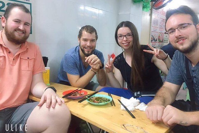 Hanoi Guided Street Food Tour Small Group - Small shops and hard-to-find food stops