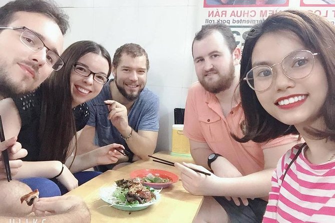 Hanoi Guided Street Food Tour Small Group - Banh mi, banh xeo, and northern flavors