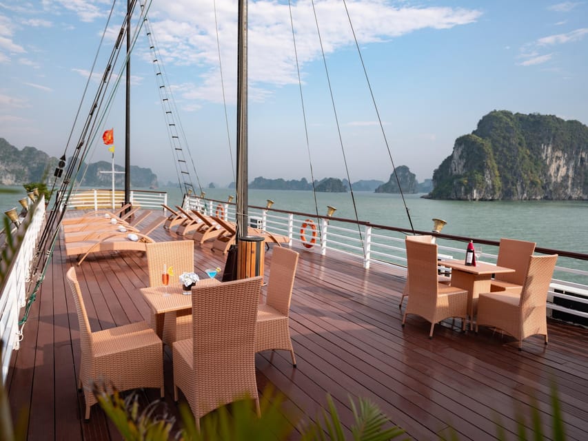 Hanoi: Ha Long & Bai Tu Long Bay 1 or 2-Day Cruise - Vung Vieng Fishing Village on the second morning