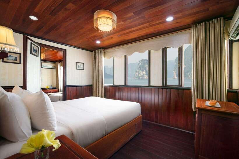 Hanoi: Ha Long & Bai Tu Long Bay 1 or 2-Day Cruise - Hanoi pickup and the harbor transfer