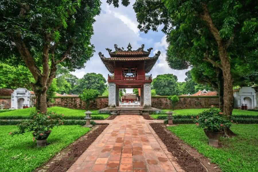Hanoi: Half-Day City Tour with Thang Long Water Puppet Show - Why water puppetry is worth your evening