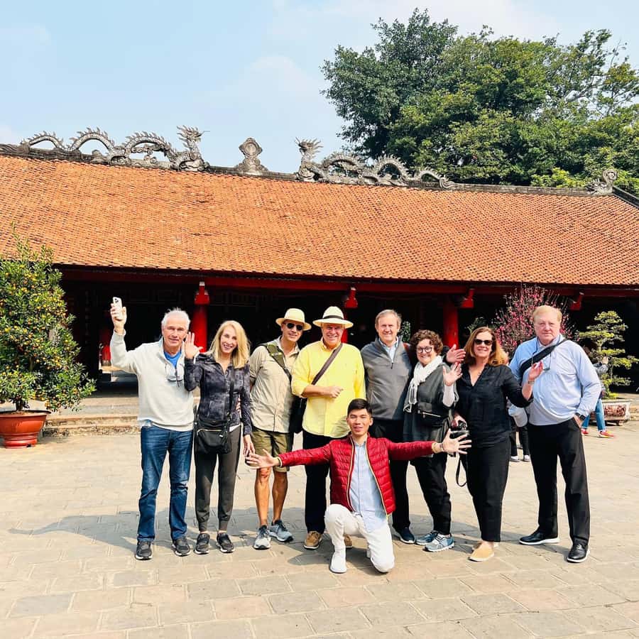 Hanoi: Half-Day City Tour with Thang Long Water Puppet Show - Guide quality, transport, and the summer heat