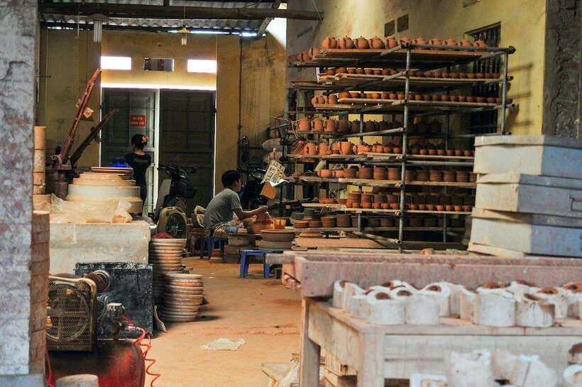 Hanoi: Half-day Hands-on Pottery Workshop At Bat Trang - The One-Hour Ride From Hanoi