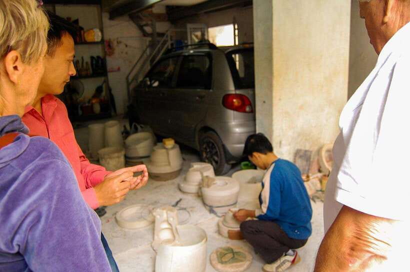 Hanoi: Half-day Hands-on Pottery Workshop At Bat Trang - Meeting Artisans at Work