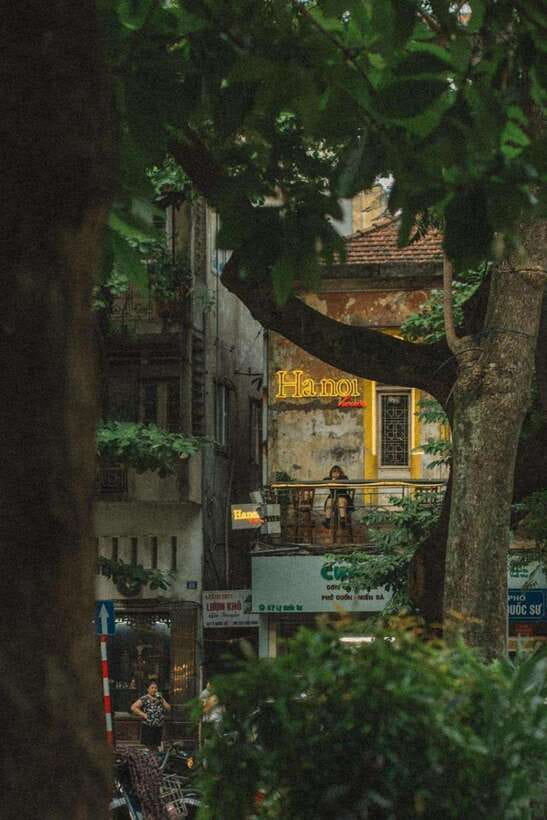 Hanoi: Half-day Private City Tour - Hanoi Train Street and the city’s narrow edge