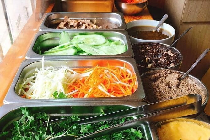 Hanoi Hidden Bites Premium Food Adventure - Why this food walk feels different from a restaurant meal