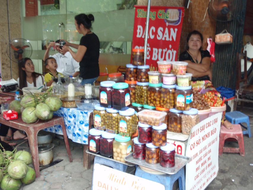 Hanoi Highlights: Full-Day Small Group City Tour with Lunch - Lunch at a local restaurant