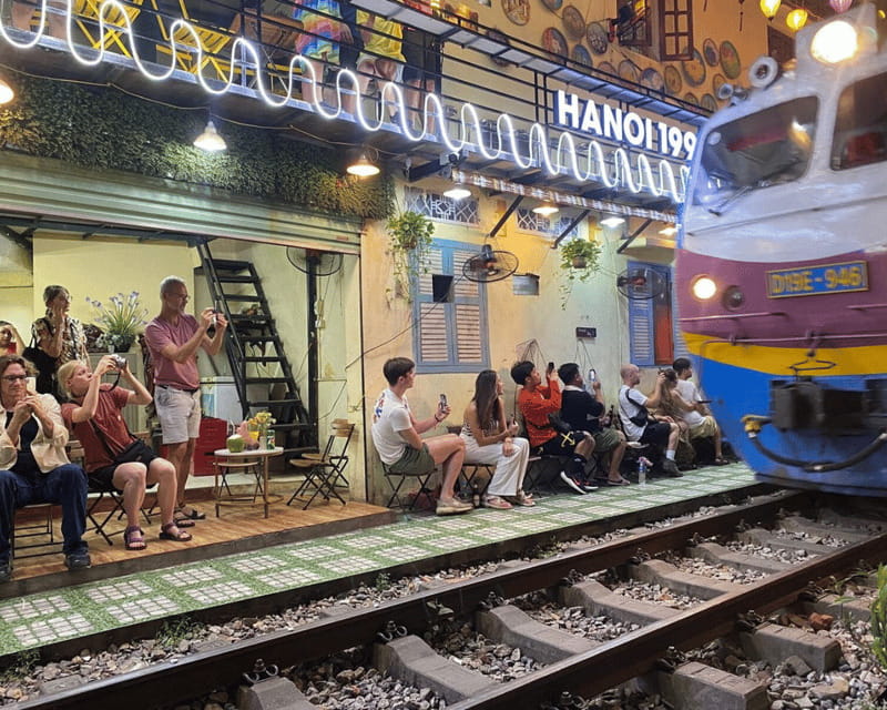Hanoi: Historic Jeep Tour - Long Bien Bridge and Hanoi’s landmark views