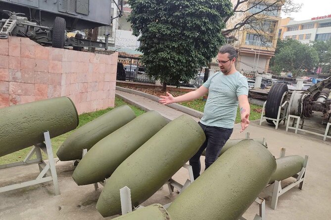 Hanoi Hoa Lo Prison and War museums Tour - The optional B-52 Victory Museum