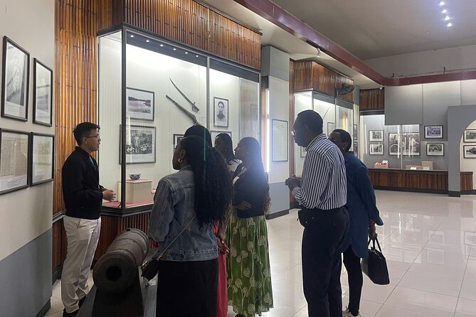 Hanoi Hoa Lo Prison and War museums Tour - Hoa Lo Prison and the divided memory of war