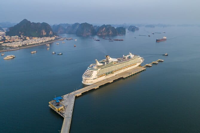 Hanoi in a day from Halong city - Key points to know before booking